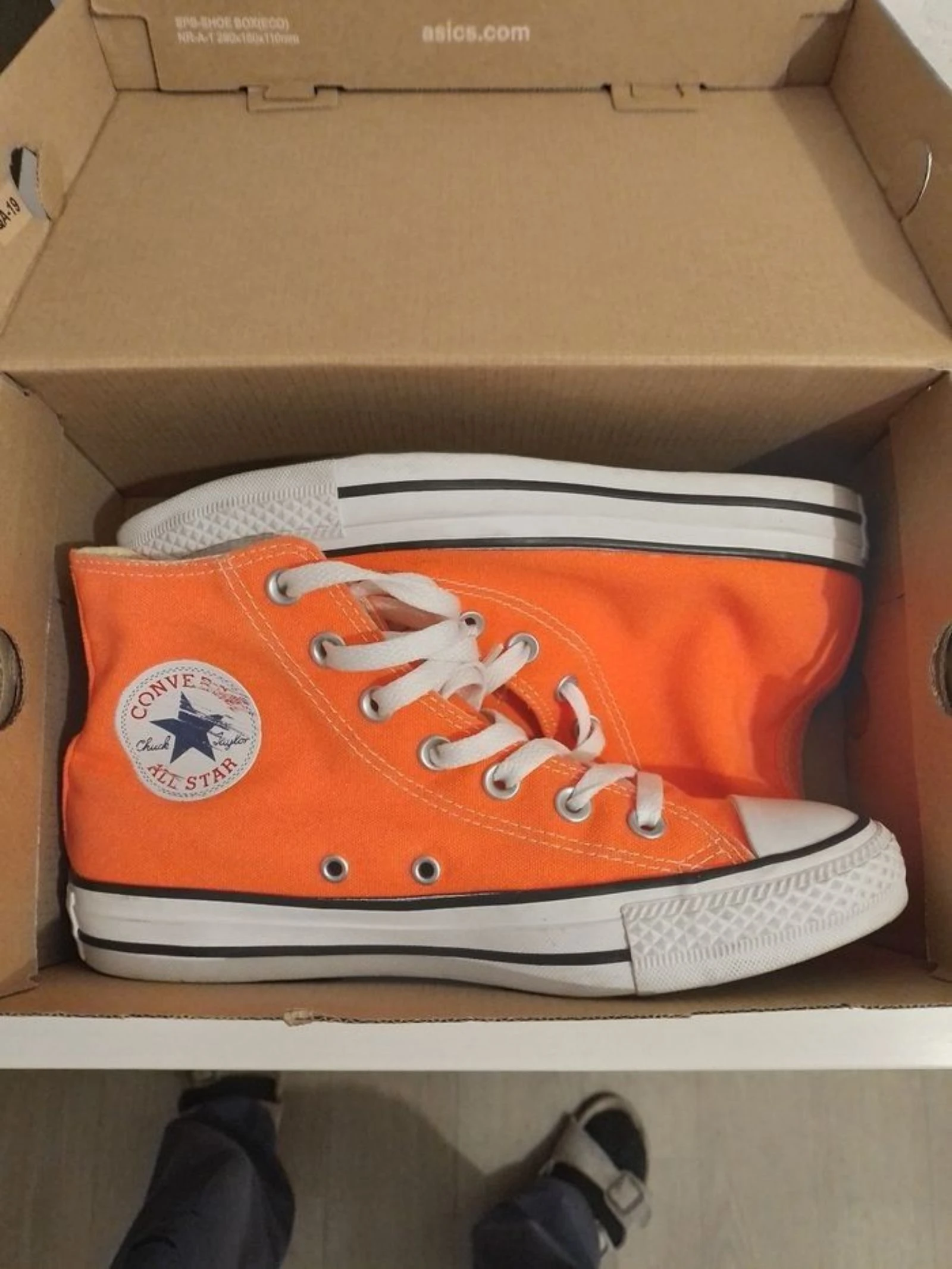 Converse – photo 2